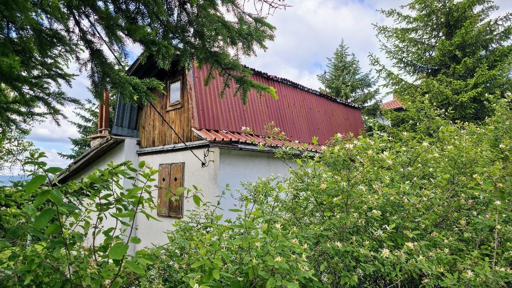 Продава ВИЛА, с. Големо Бучино, област Перник