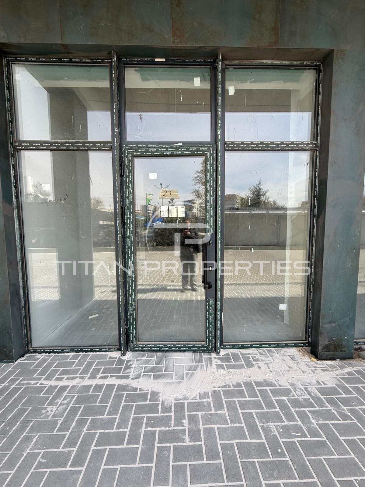 Продава МАГАЗИН, гр. Пловдив, Тракия, снимка 5 - Магазини - 54267652