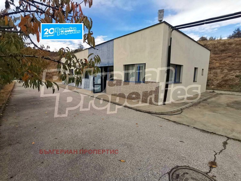 Продава СКЛАД в област Пловдив, с. Първенец - 400 кв.м / 417 000 € » 815 581.11 лв., БЪЛГЕРИАН ПРОПЕРТИС