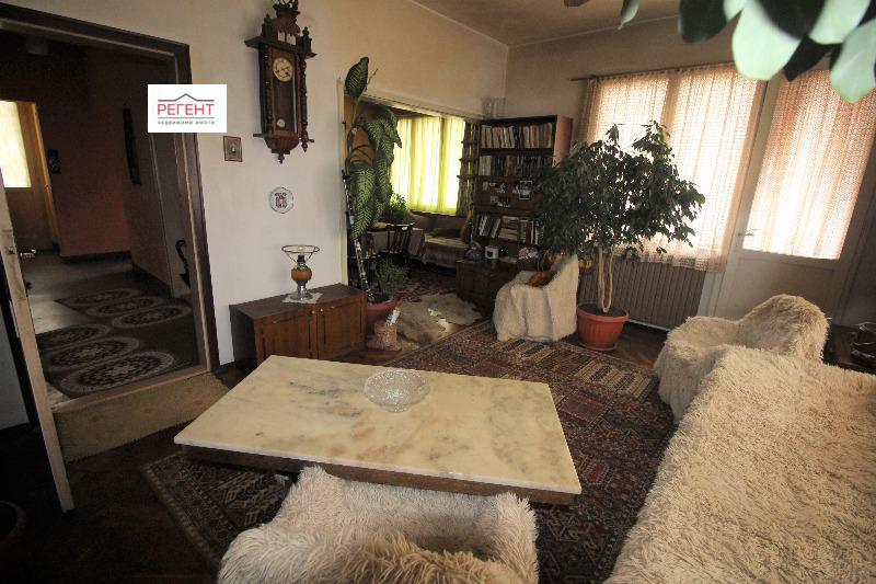 Продава ЕТАЖ ОТ КЪЩА, гр. Севлиево, област Габрово, снимка 2 - Етаж от къща - 52384234