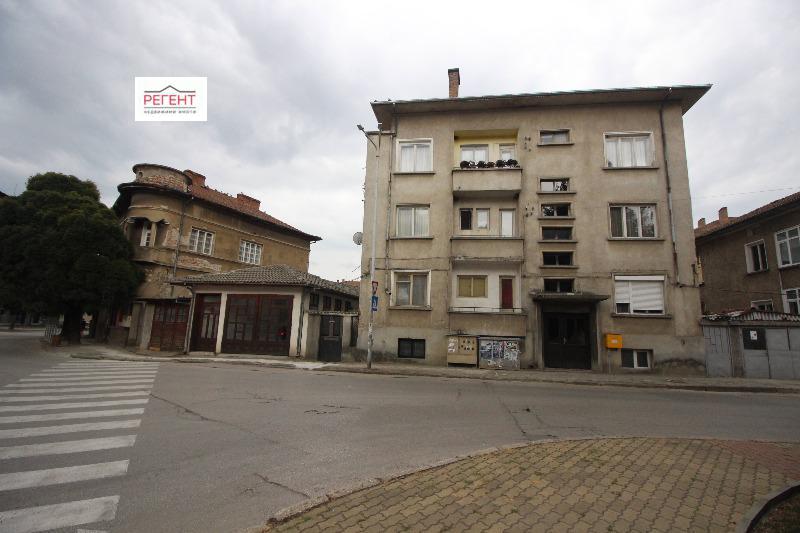 Продава ЕТАЖ ОТ КЪЩА, гр. Севлиево, област Габрово, снимка 9 - Етаж от къща - 52384234