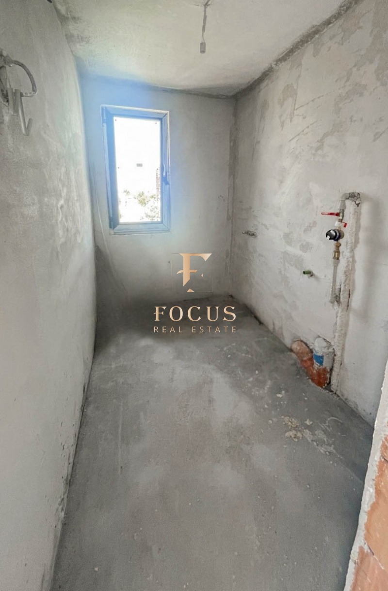 For Sale  3+ bedroom Plovdiv , Hristo Smirnenski , 200 sq.m | 45803454 - image [6]