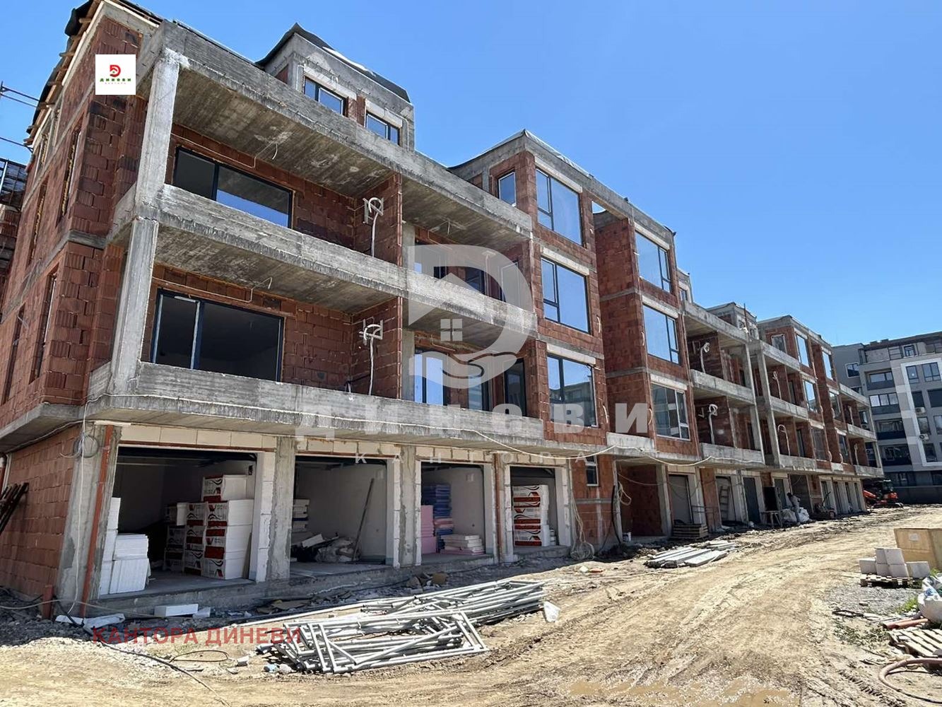 Продава 3-СТАЕН, гр. Пловдив, Остромила
