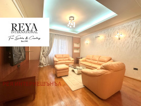 2 soverom Tsentar, Sofia