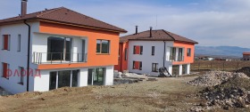 Hus Bozhurishte, region Sofia 4