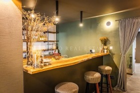 ЗАВЕДЕНИЕ, 292 m2