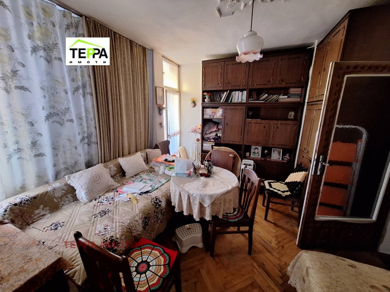Продава 2-СТАЕН, гр. Стара Загора, Център, снимка 2 - Апартаменти - 53044971