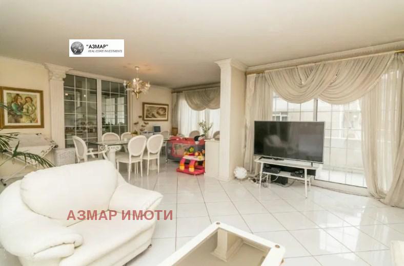 Продаја  2 спаваће собе Софија , Гео Милев , 131 м2 | 93319345
