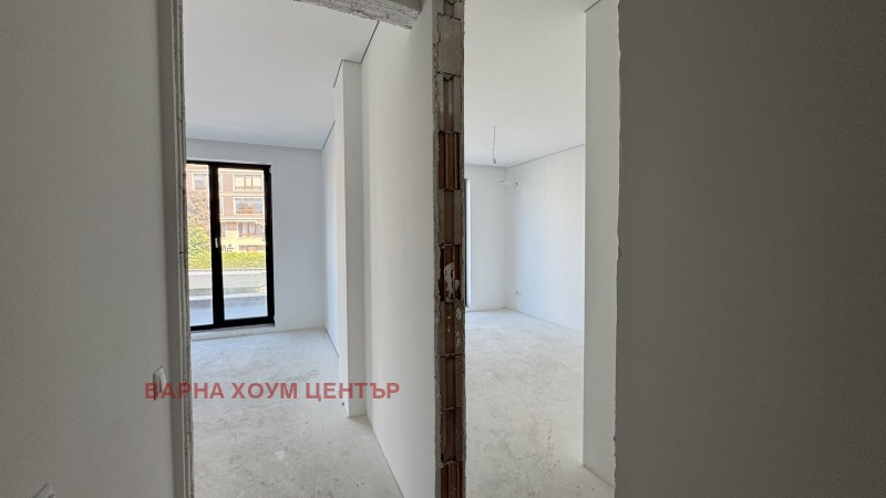Продава  3-стаен град Варна , к.к. Св.Св. Константин и Елена , 147 кв.м | 51741102 - изображение [12]