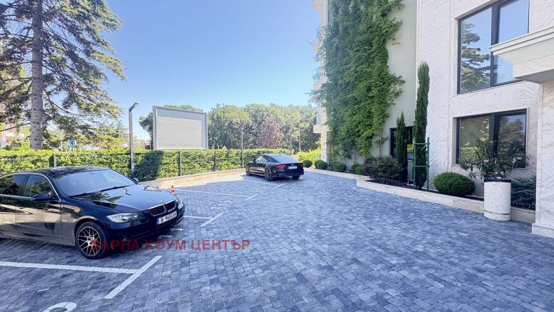Продава  3-стаен град Варна , к.к. Св.Св. Константин и Елена , 147 кв.м | 51741102 - изображение [16]