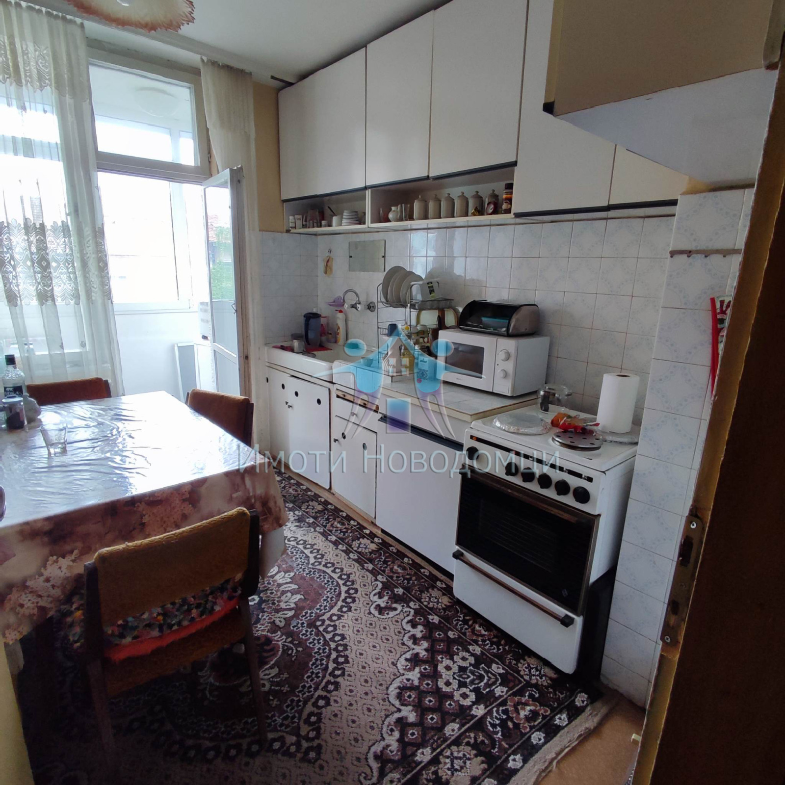 Продава 3-СТАЕН, гр. Шумен, Център, снимка 2 - Апартаменти - 45714356
