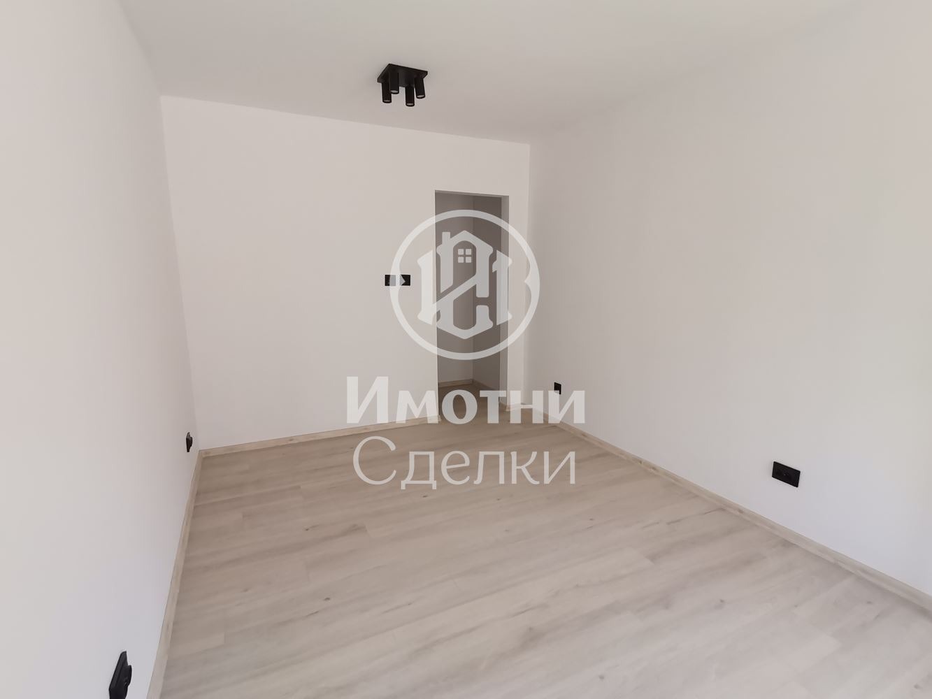 Продава ОФИС, гр. София, Център, снимка 2 - Офиси - 54627264