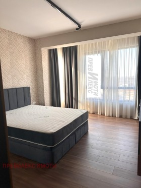 1 chambre Hristo Smirnenski, Plovdiv 5