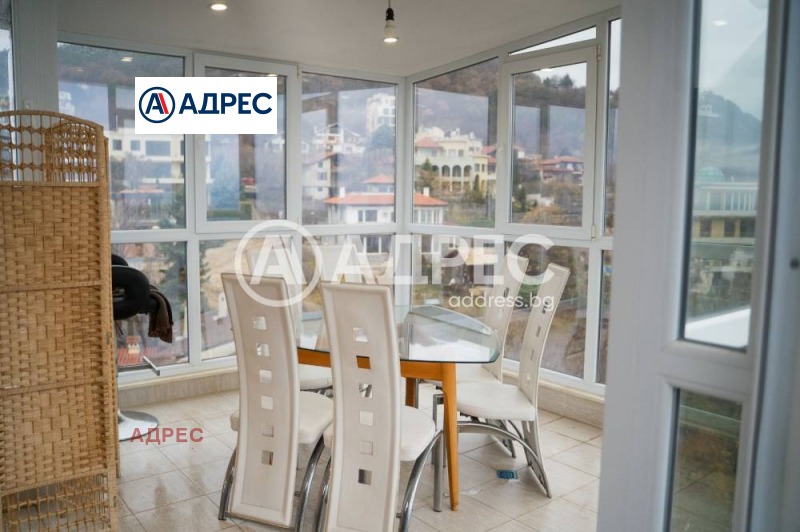 Продава МНОГОСТАЕН, гр. Варна, Бриз, снимка 2 - Апартаменти - 52557660