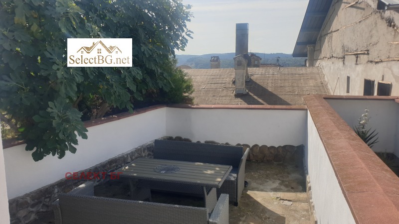 Продава КЪЩА, гр. Велико Търново, Център, снимка 12 - Къщи - 51412833