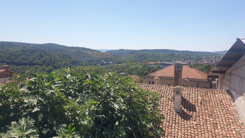 Eladó  Ház Veliko Tarnovo , Centar , 80 négyzetméter | 25831098