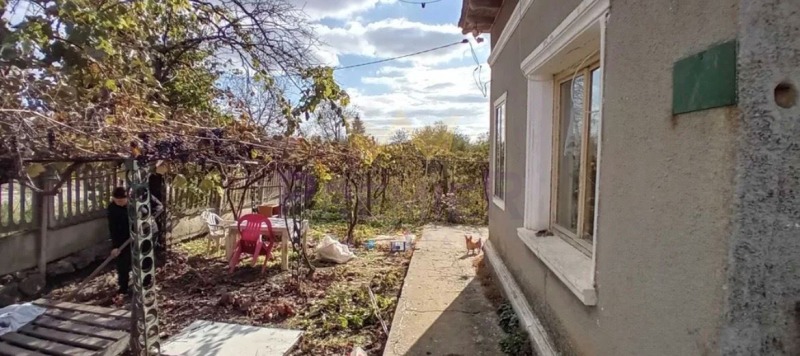 Продава КЪЩА, с. Ломница, област Добрич, снимка 6 - Къщи - 52824968