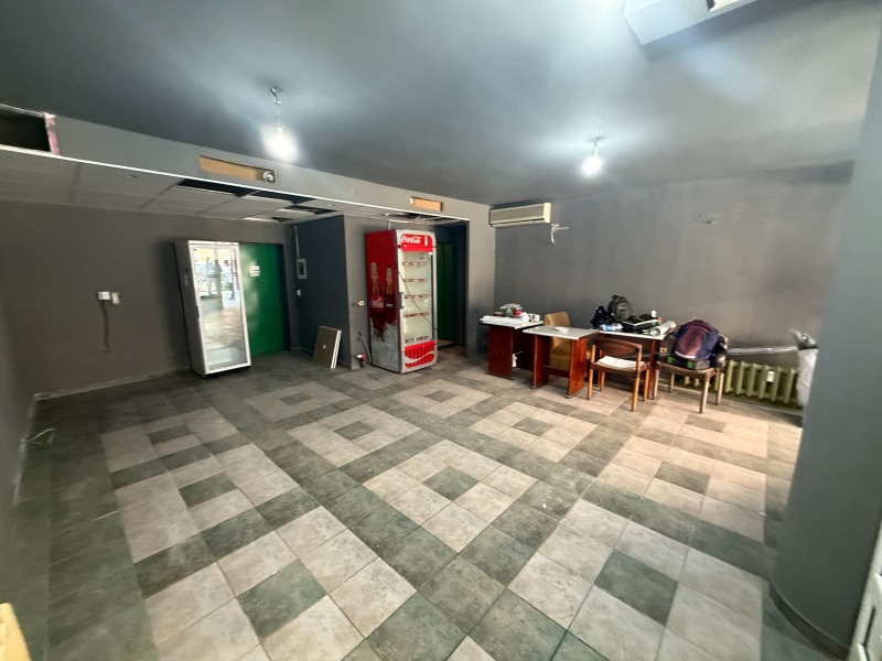 Eladó  Üzlet Sofia , Borovo , 60 négyzetméter | 73693278 - kép [10]