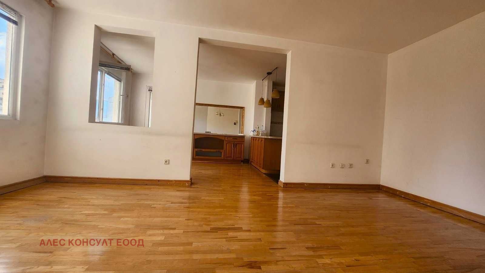 Продава 3-СТАЕН, гр. София, Лагера