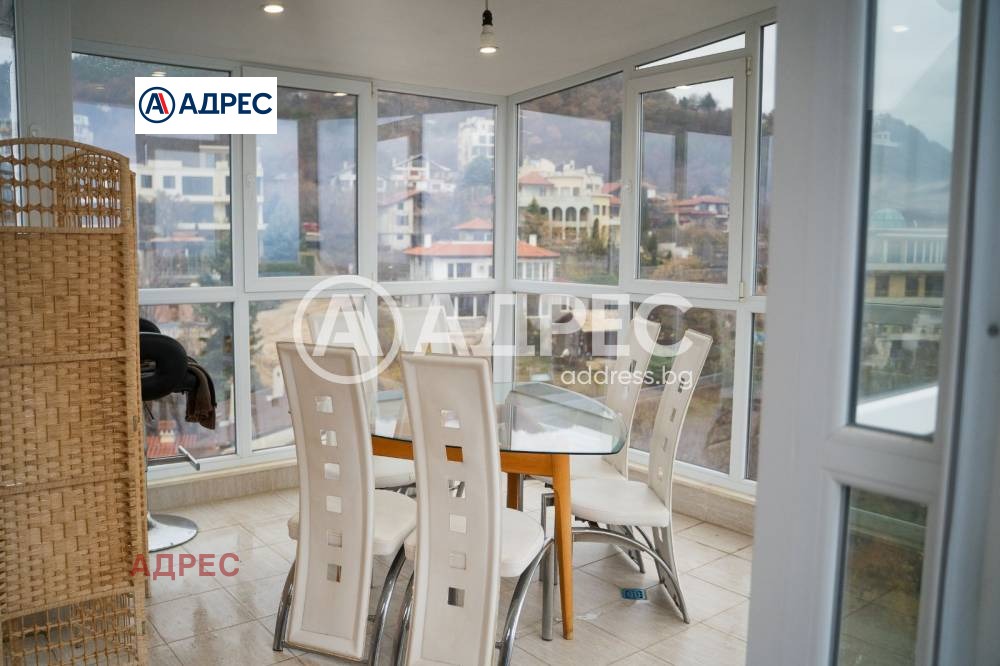 Продава МНОГОСТАЕН, гр. Варна, Бриз, снимка 2 - Апартаменти - 52557660