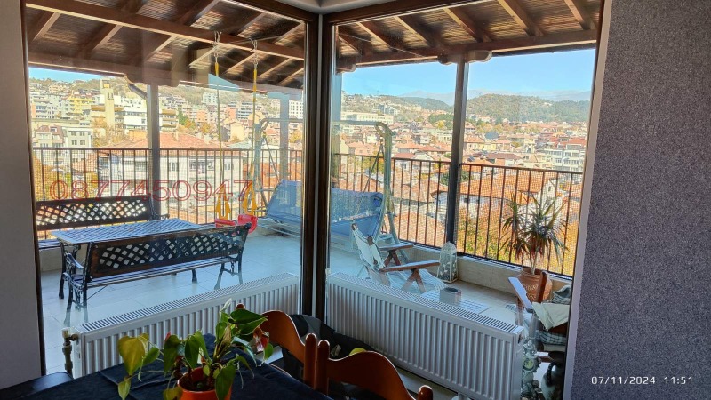 Продава 3-СТАЕН, гр. Благоевград, Идеален център, снимка 2 - Апартаменти - 52780099