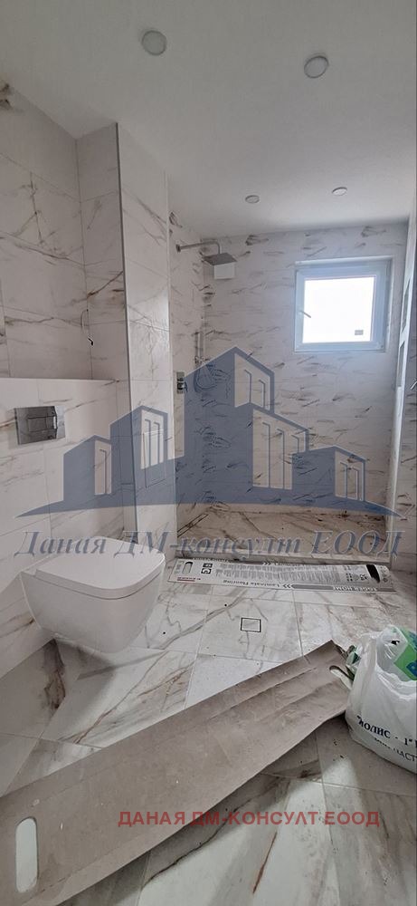 Продава 3-СТАЕН, гр. Шумен, Пазара, снимка 3 - Апартаменти - 52200023