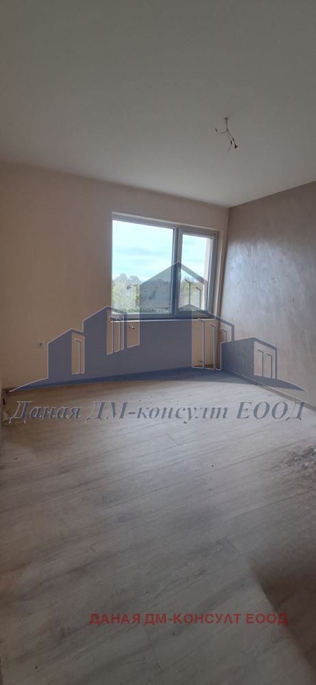 Продава 3-СТАЕН, гр. Шумен, Пазара, снимка 7 - Апартаменти - 52200023