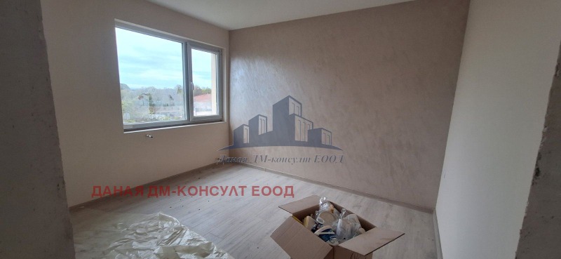 Продава 3-СТАЕН, гр. Шумен, Пазара, снимка 2 - Апартаменти - 52200023