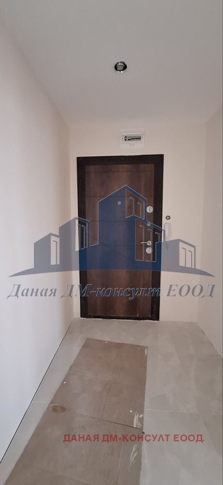 Продава 3-СТАЕН, гр. Шумен, Пазара