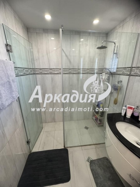 Продава МНОГОСТАЕН, гр. Пловдив, Въстанически, снимка 13 - Aпартаменти - 49209408