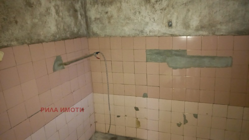 Продава КЪЩА, с. Ново село, област София област, снимка 8 - Къщи - 53242627