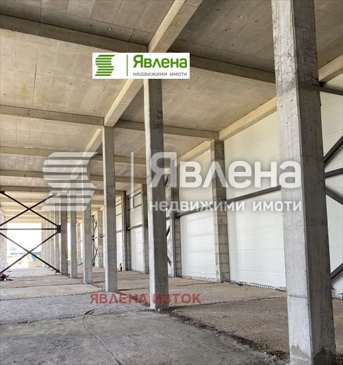 Na prodej  Úložný prostor Sofia , Lozen , 1156 m2 | 56060909 - obraz [3]
