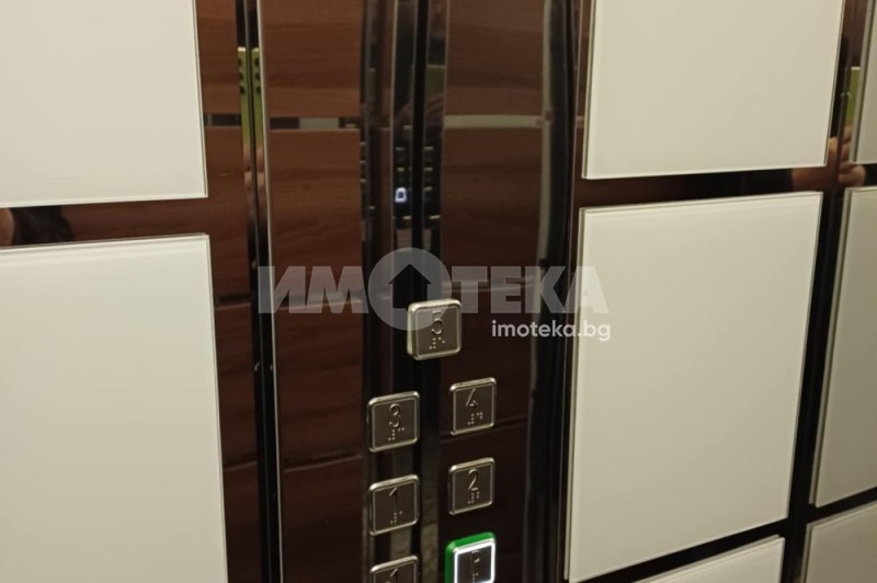 Na sprzedaż  1 sypialnia Plowdiw , Komatewo , 67 mkw | 23599895 - obraz [6]