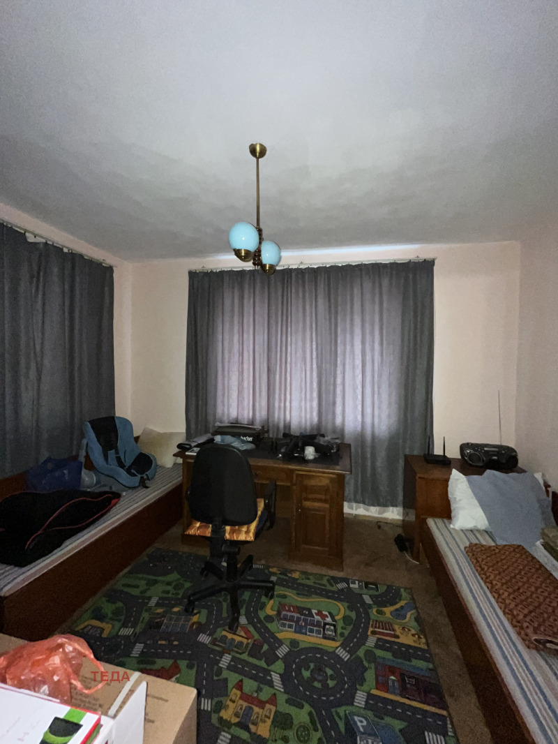 Продава  3-стаен град Враца , Център , 90 кв.м | 87892437 - изображение [2]