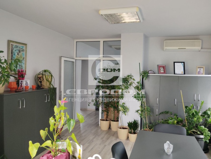 À venda  Escritório Stara Zagora , Opaltchenski , 76 m² | 93996786