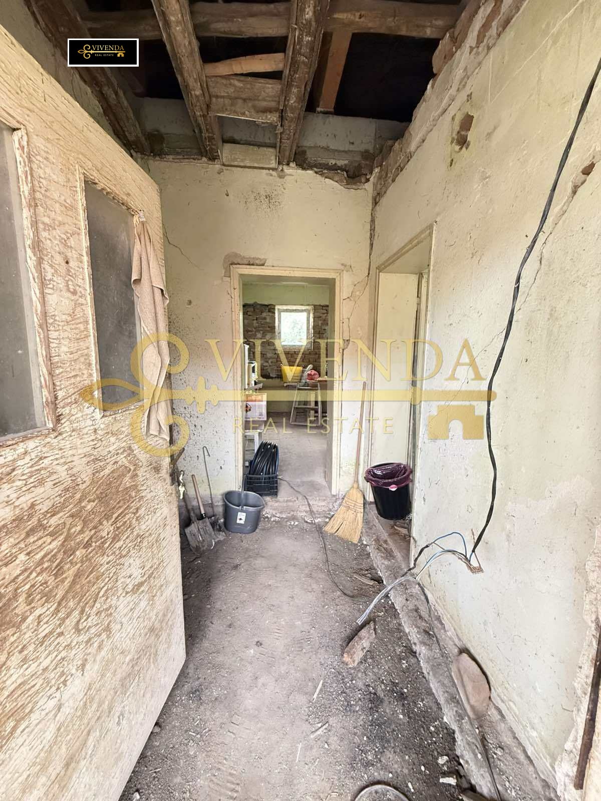 Продава КЪЩА, с. Комарево, област Плевен, снимка 5 - Къщи - 55626836