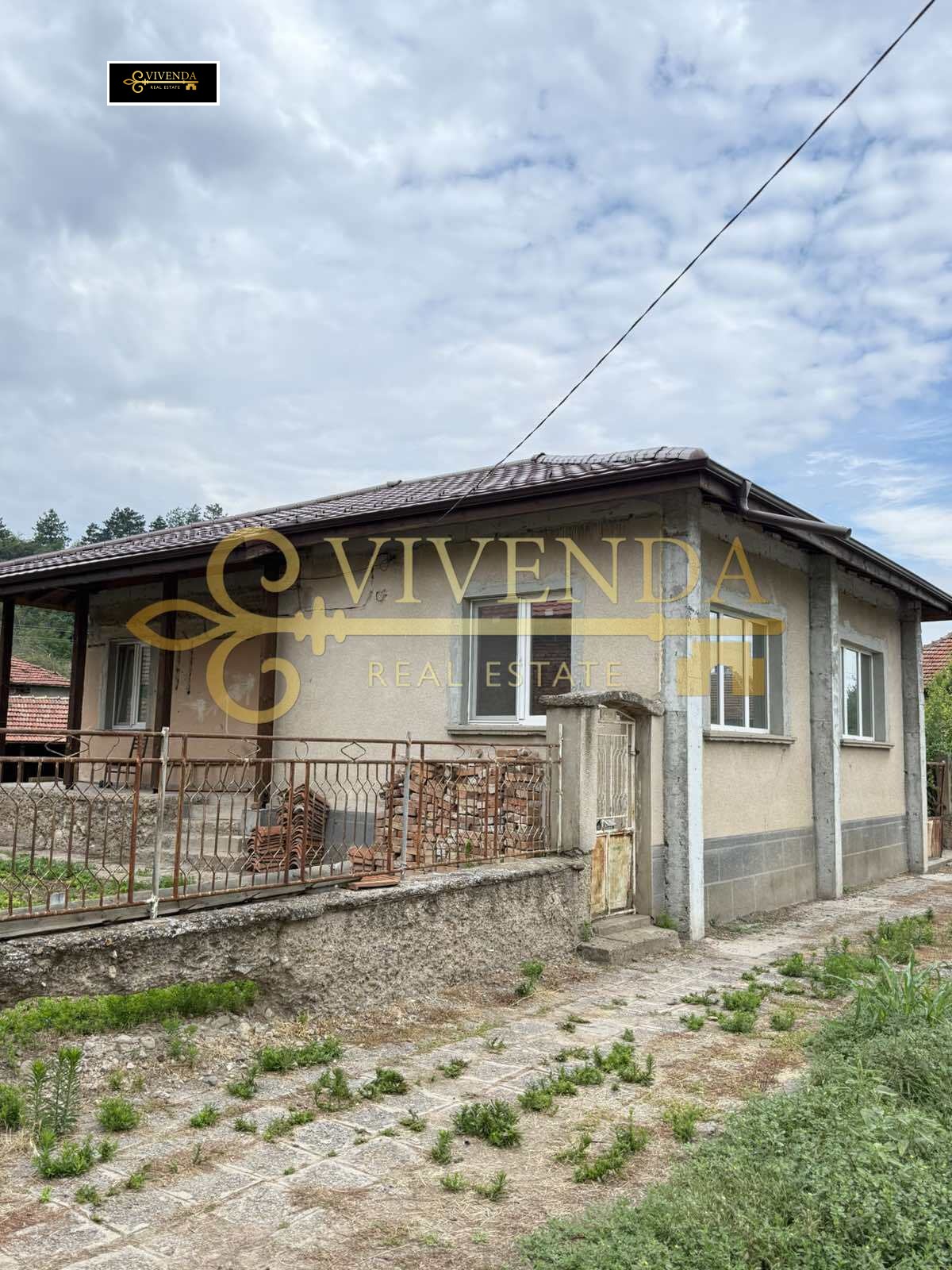 Продава КЪЩА, с. Комарево, област Плевен, снимка 2 - Къщи - 55626836