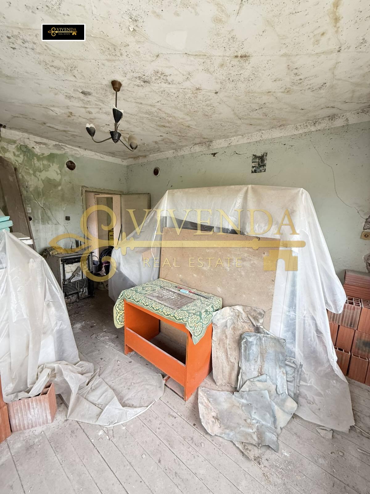 Продава КЪЩА, с. Комарево, област Плевен, снимка 7 - Къщи - 55626836