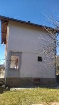 Продава КЪЩА, с. Зелениград, област Перник, снимка 2