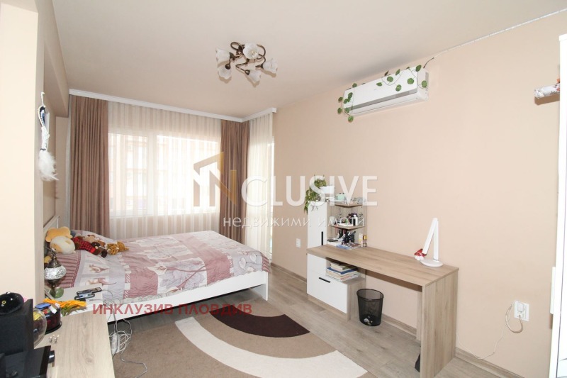 For Sale  2 bedroom Plovdiv , Yuzhen , 101 sq.m | 15616176 - image [2]