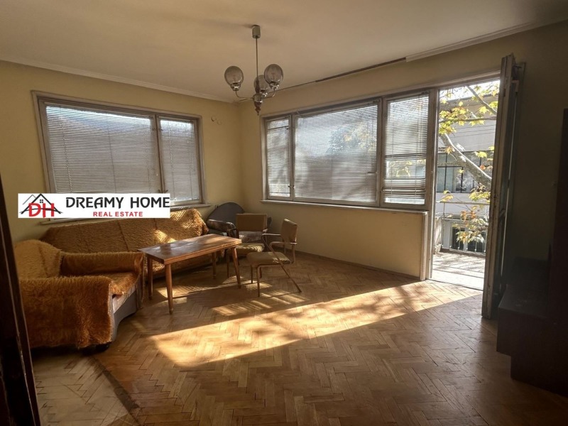 Продава 3-СТАЕН, гр. Кърджали, Център