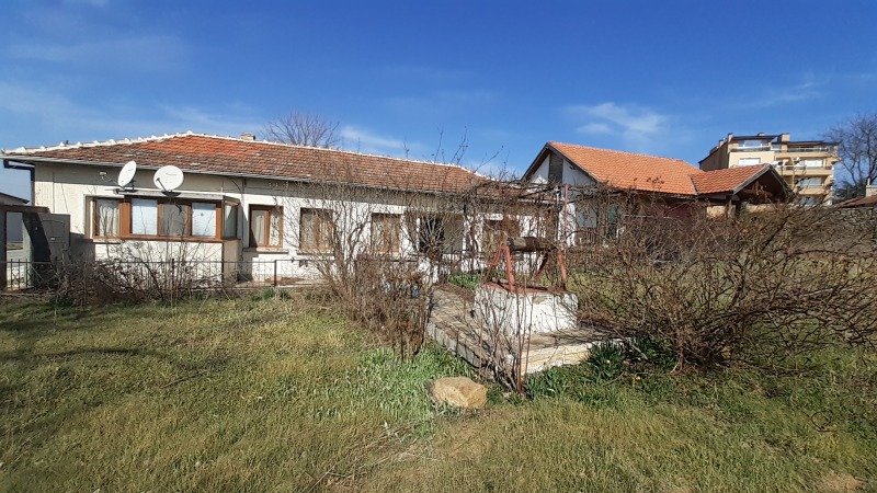 Продава  Къща област Варна , гр. Бяла , 136 кв.м | 36233154 - изображение [2]