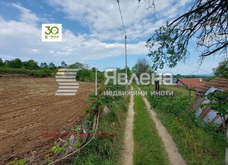 Продава ПАРЦЕЛ, гр. Варна, м-т Боровец - юг, снимка 2 - Парцели - 53330873