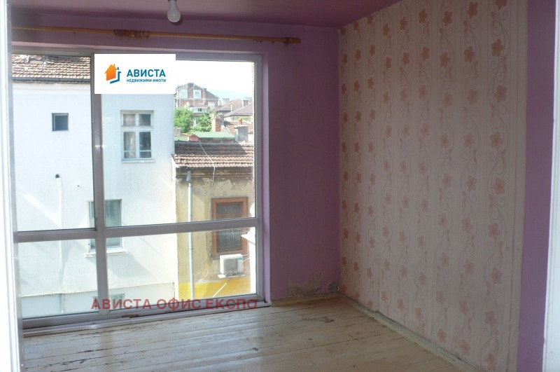 Продава 4-СТАЕН в град София, Център - 95 кв.м / 250 000 € » 488 957.50 лв., АВИСТА ОФИС ЕКСПО