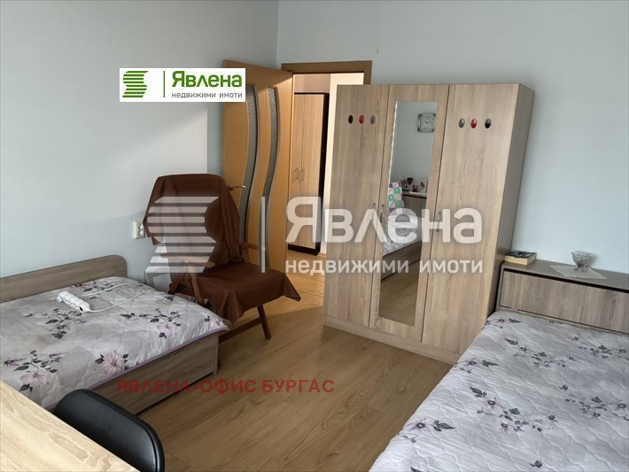 Продава 2-СТАЕН, гр. Бургас, Център, снимка 8 - Aпартаменти - 49308044