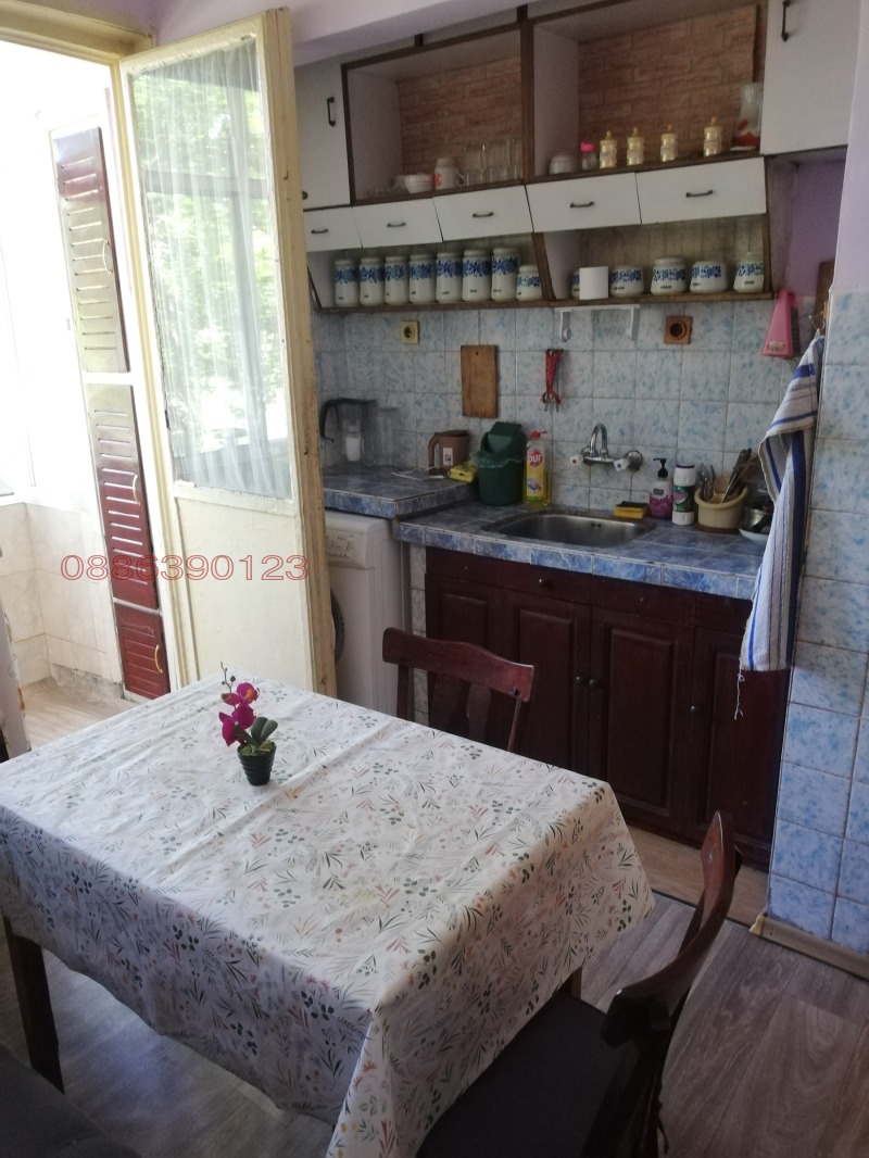 Продава 4-СТАЕН, гр. Ямбол, Център, снимка 8 - Апартаменти - 52779627