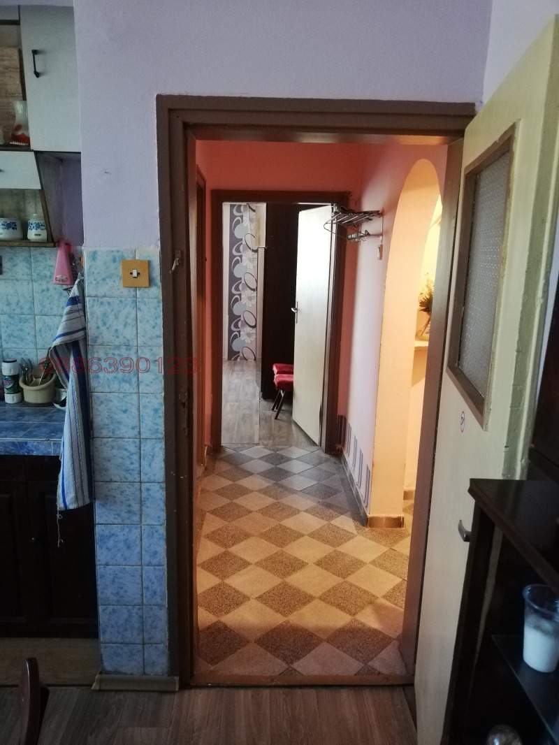 Продава 4-СТАЕН, гр. Ямбол, Център, снимка 9 - Апартаменти - 52779627