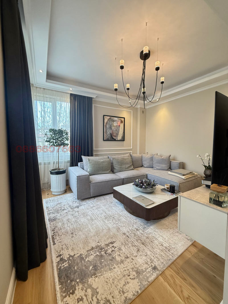 À venda  Mais de 3 quartos Sofia , Doktorski pametnik , 140 m² | 56748201 - imagem [8]