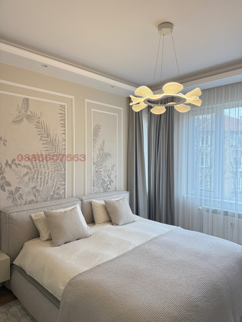 À venda  Mais de 3 quartos Sofia , Doktorski pametnik , 140 m² | 56748201 - imagem [11]