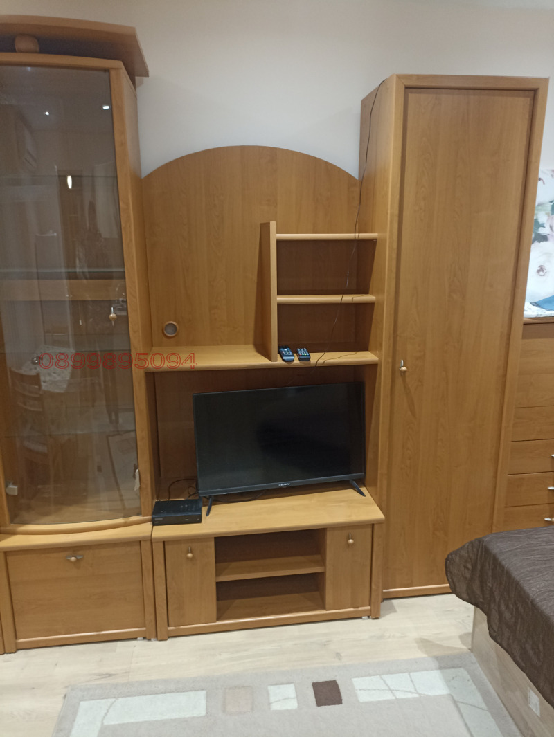 Продава ЕТАЖ ОТ КЪЩА, гр. София, Зона Б-19